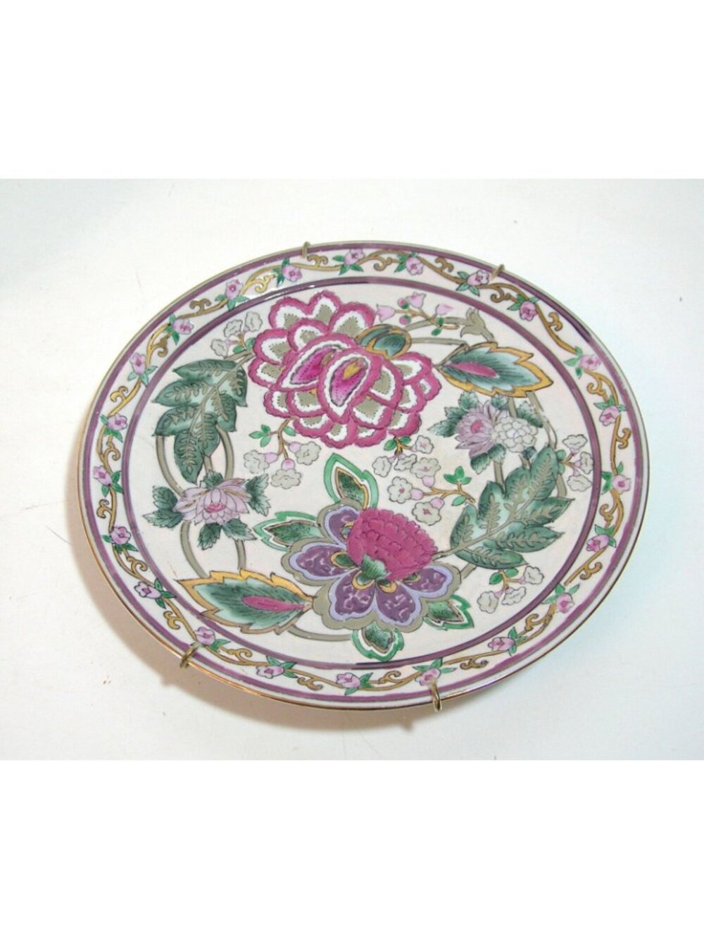 Oriental Floral Plates, Collection of Two, Traditional Decor - Picture 7 of 9